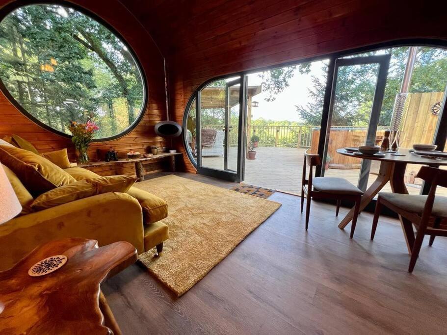The Pines Treehouse At Treetops Hideouts Richmond  Exteriér fotografie
